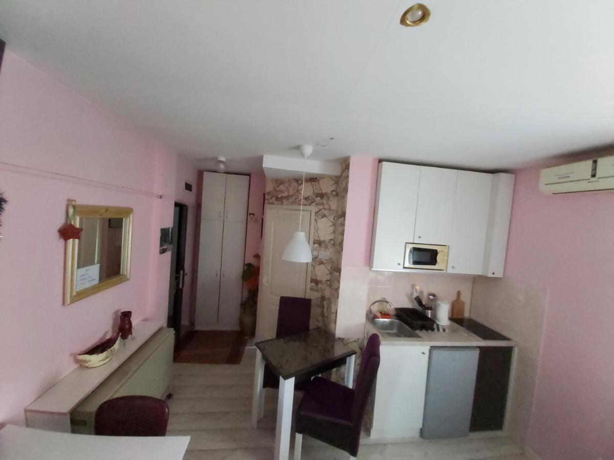 Keti 1 Lägenhet Belgrad Exteriör bild